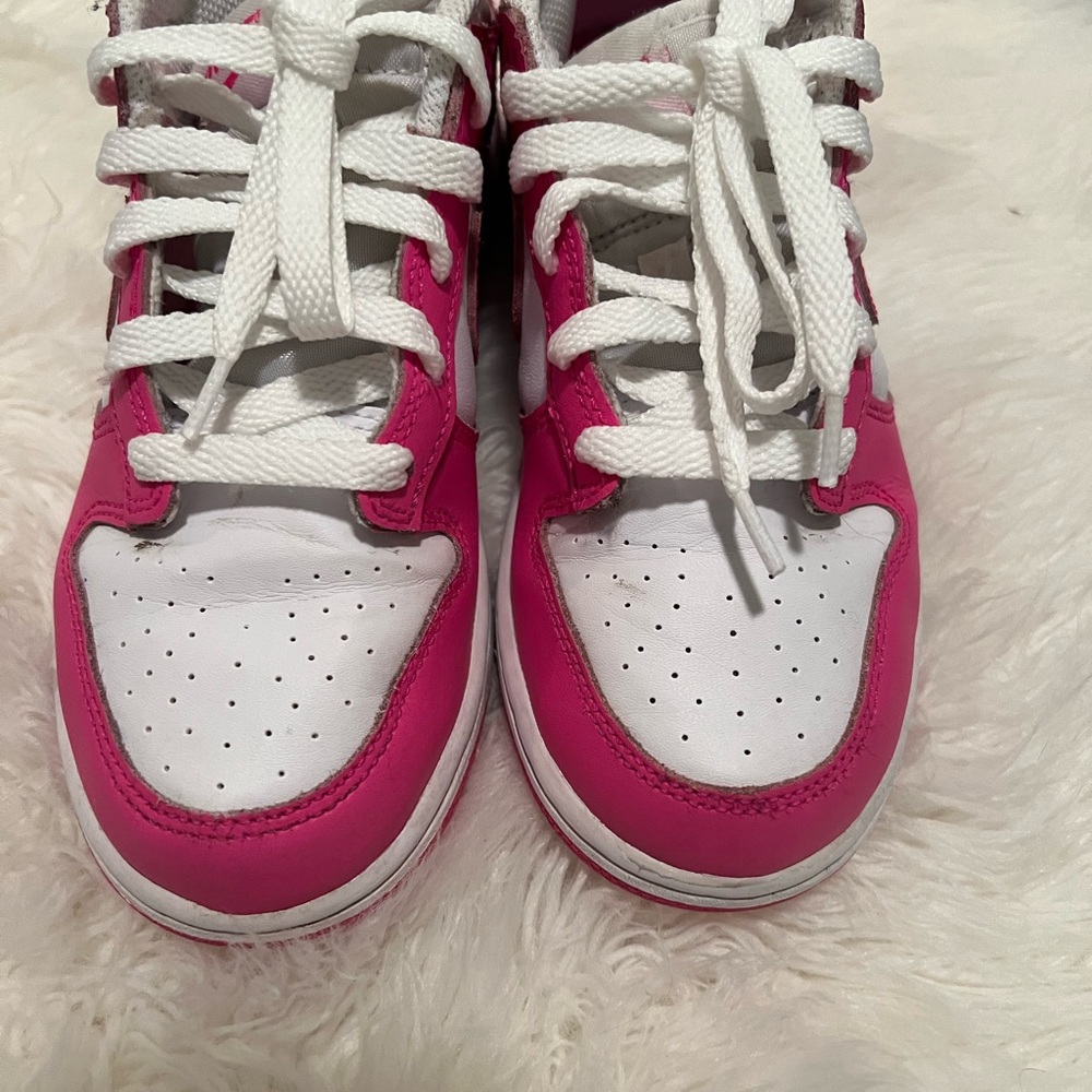 Nike Dunks - Picture 4 of 7